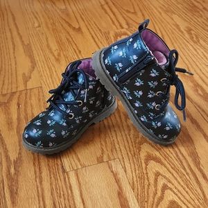 Oshkosh Floral Doc Martin's size 9